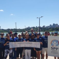 Pediatras realizam ato público em defesa da infância e da adolescência